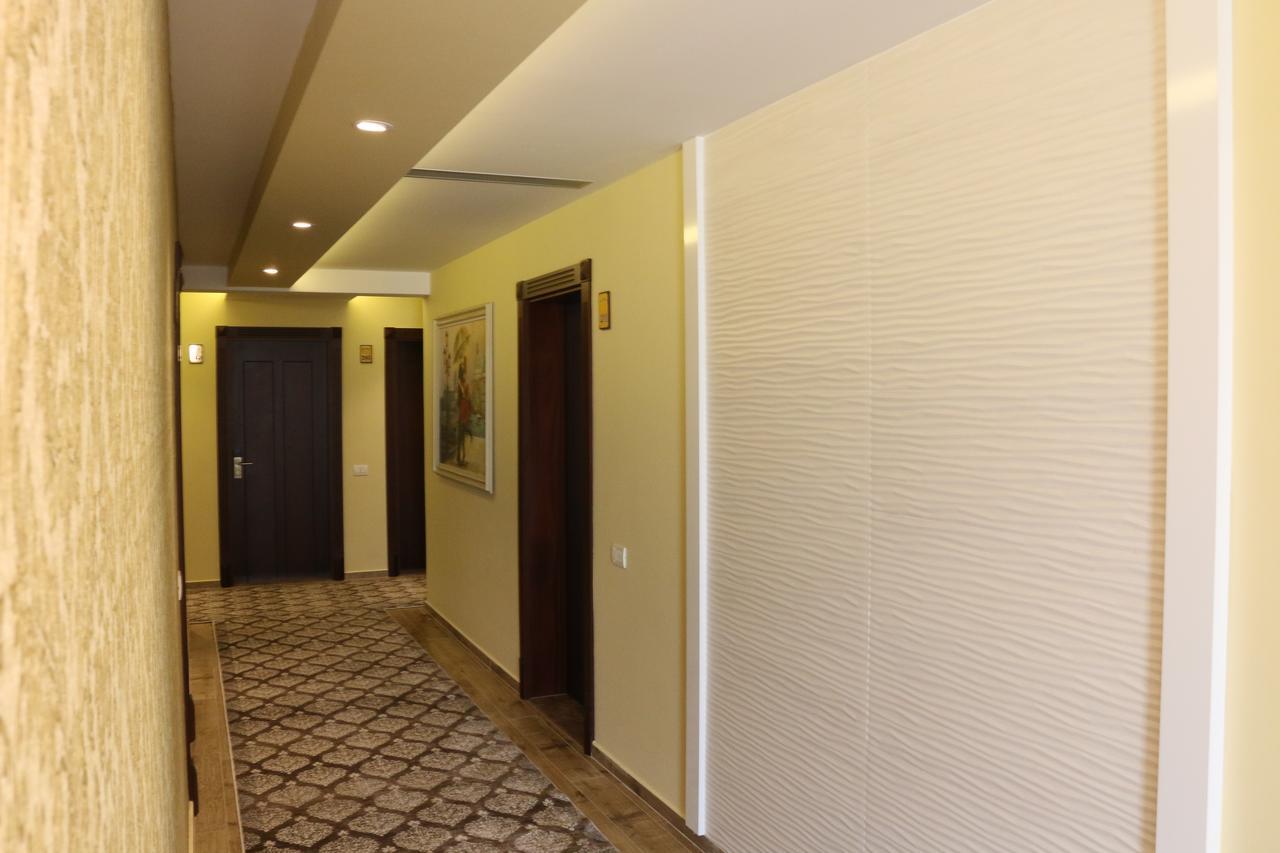 פריזרן Hotel Admiral מראה חיצוני תמונה