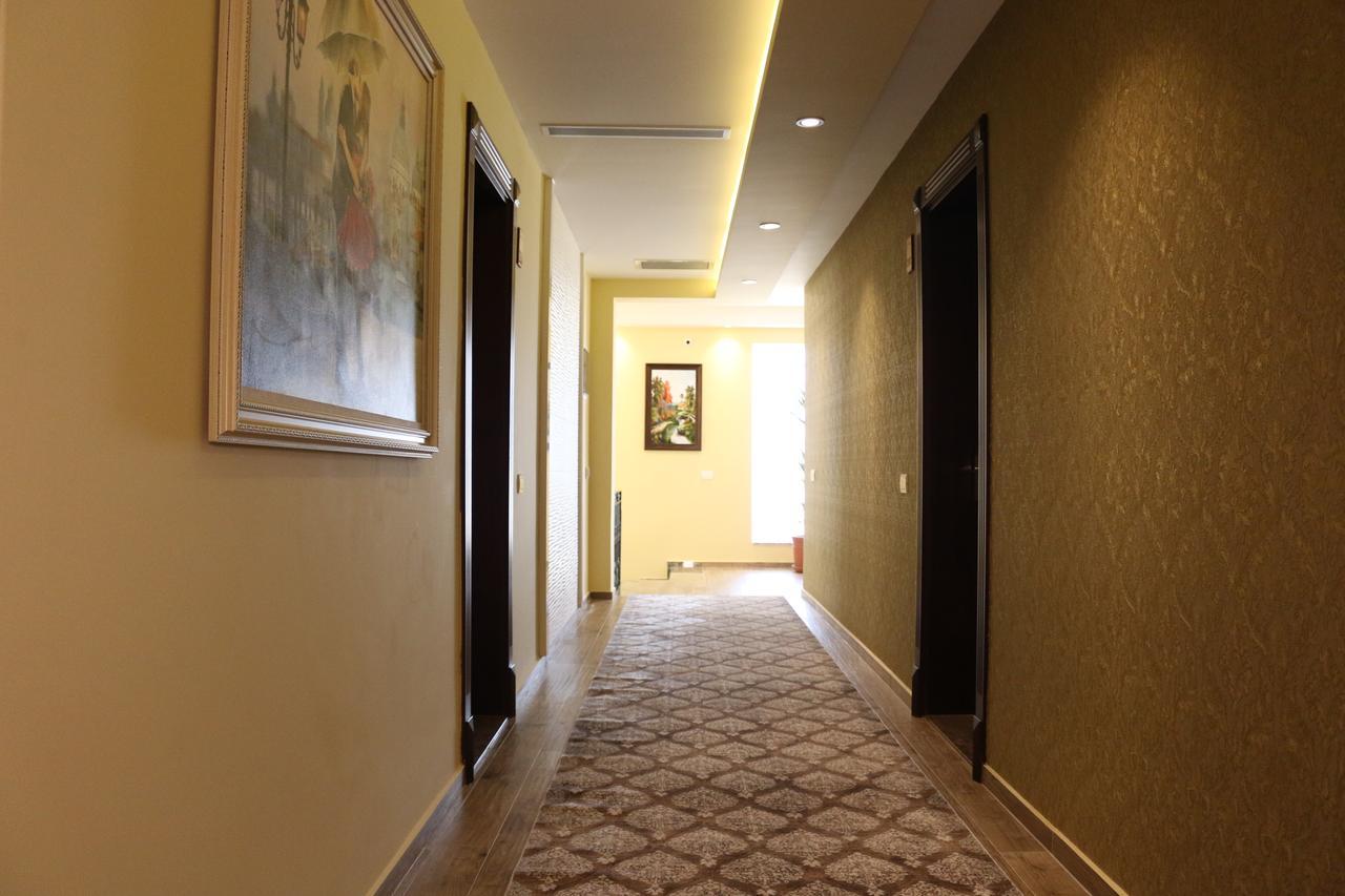 פריזרן Hotel Admiral מראה חיצוני תמונה