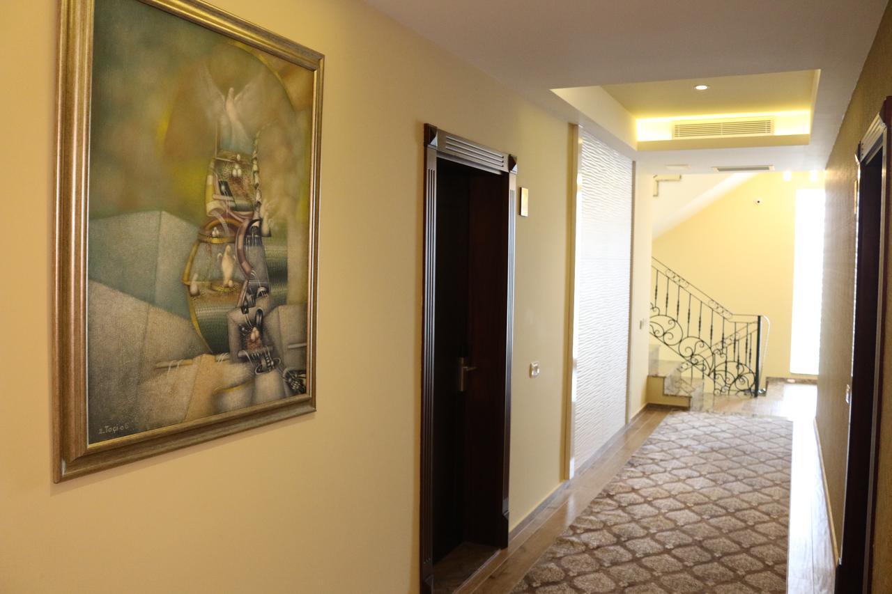 פריזרן Hotel Admiral מראה חיצוני תמונה
